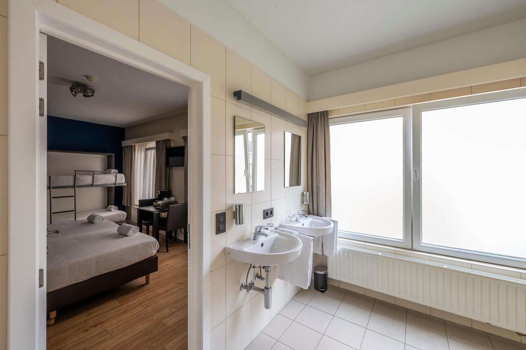 Hotel Onderbergen Гент Екстериор снимка